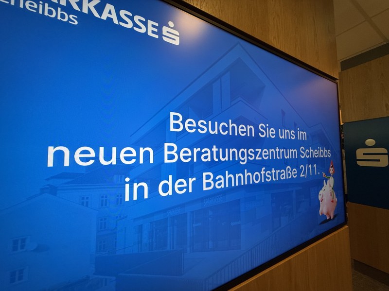 Sparkasse Scheibbs_Infotafel.jpg