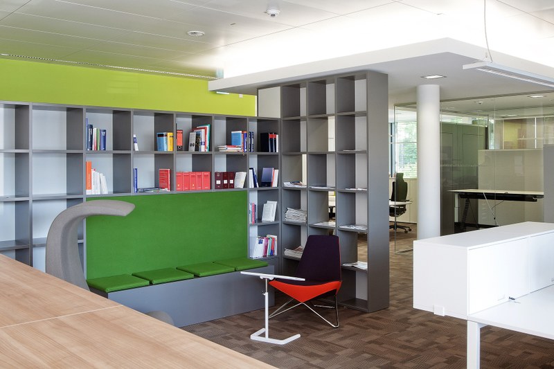 Bodenseebank Bibliothek.jpg