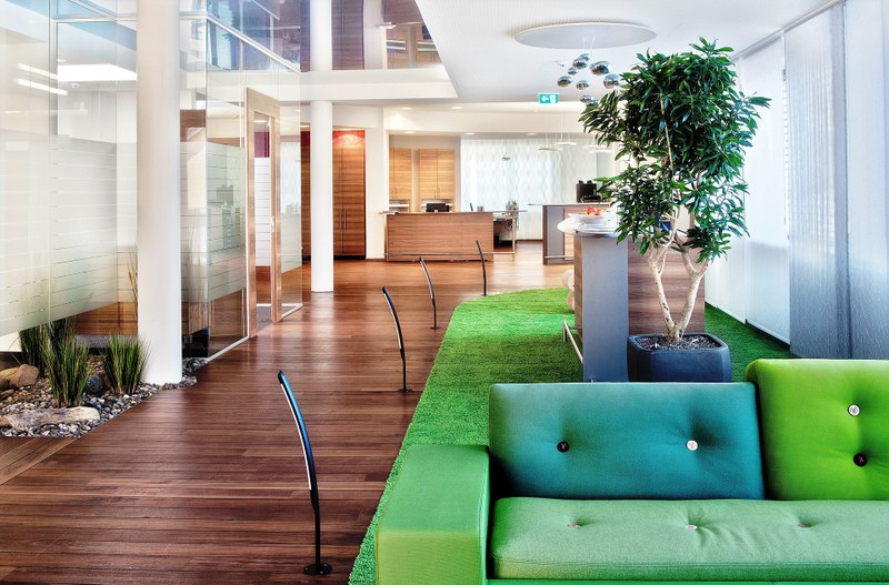 Bodenseebank LoungeWeg.jpg