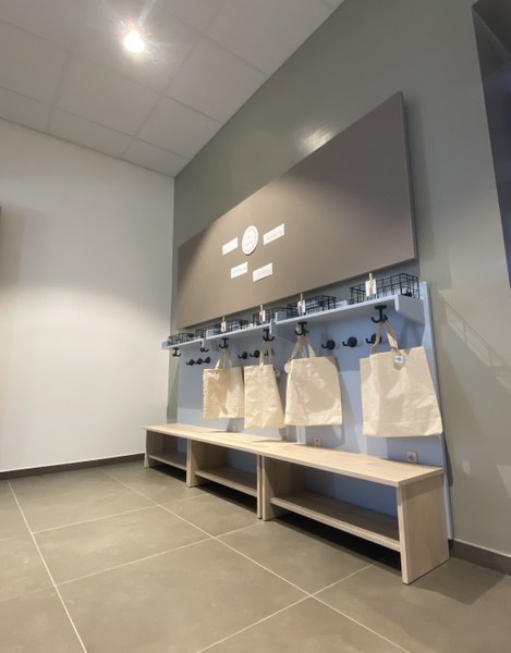 Kindergarten Klein-Pöchlarn_Garderobe 3.jpg