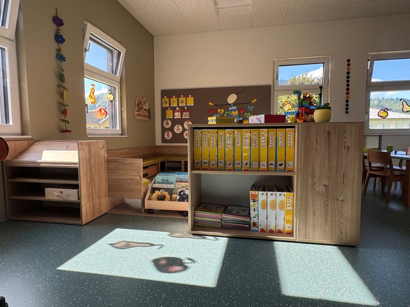 Kindergarten Scheibbs_Schrank Portfolio.jpg