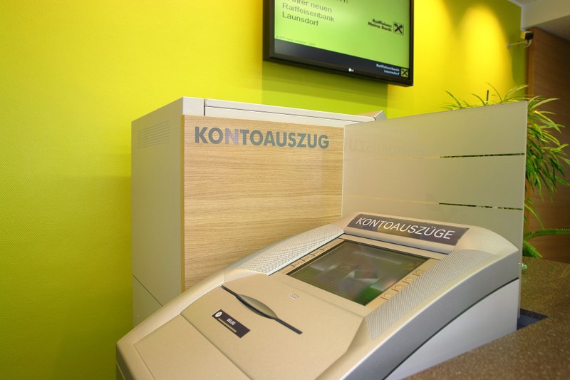 Raiffeisenbank Launsdorf3.jpg