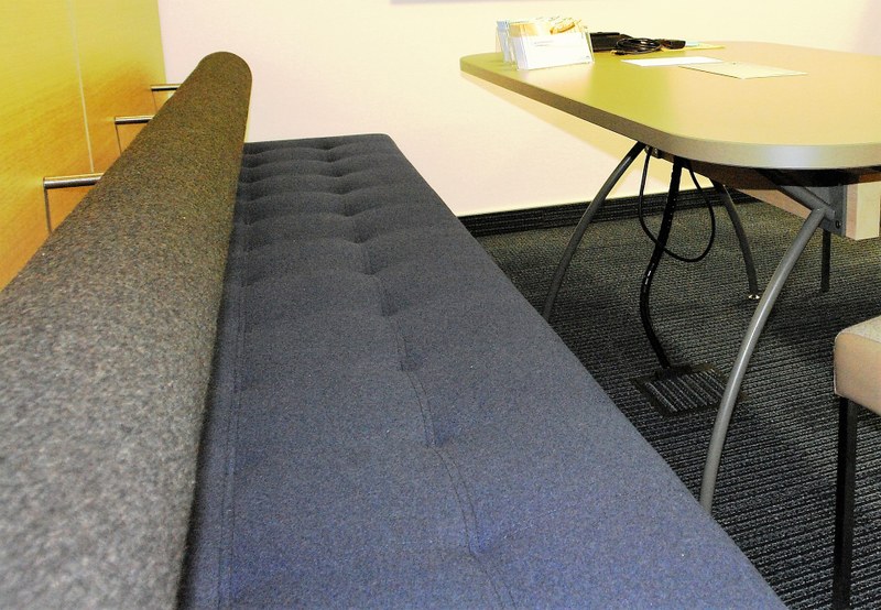 Voerde4 Hockerbank.JPG