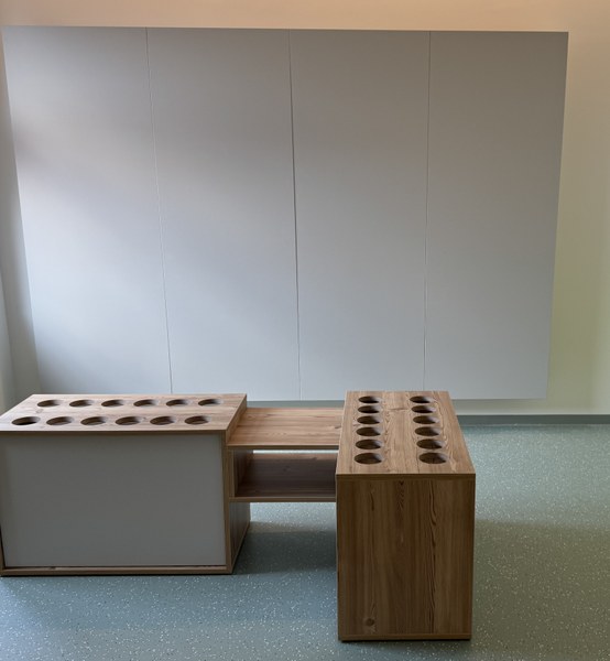 Mal-Regal-Utensilien.jpg